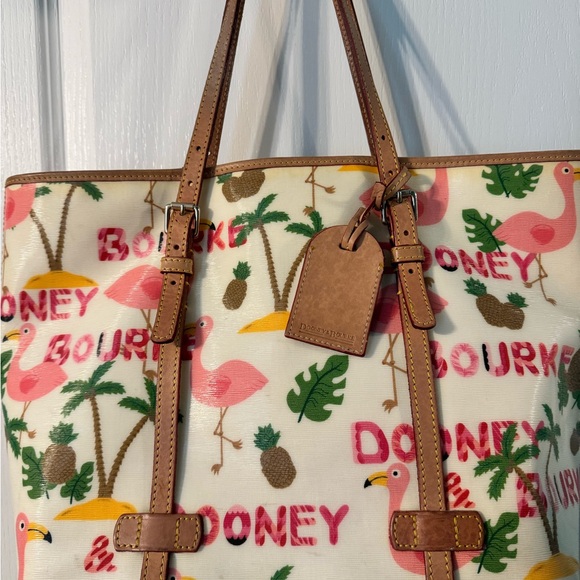 *RARE* Dooney & Bourke Flamingo 🦩    Large East West Tote - Picture 2 of 16